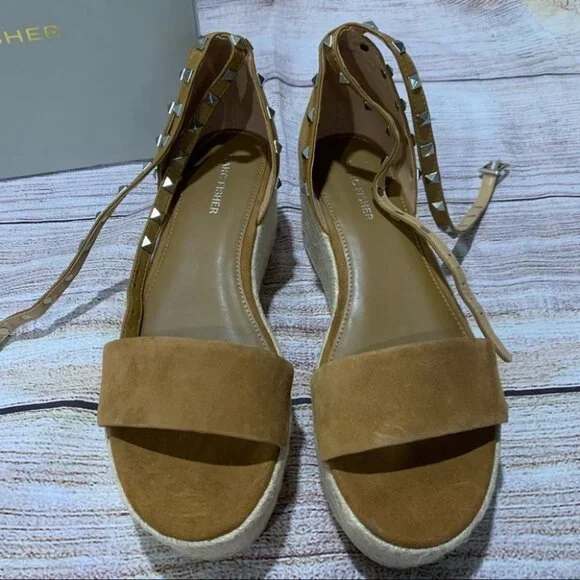 Marc Fisher Light Brown Suede Mf Jazlyn Platforms - Picture 4 of 12